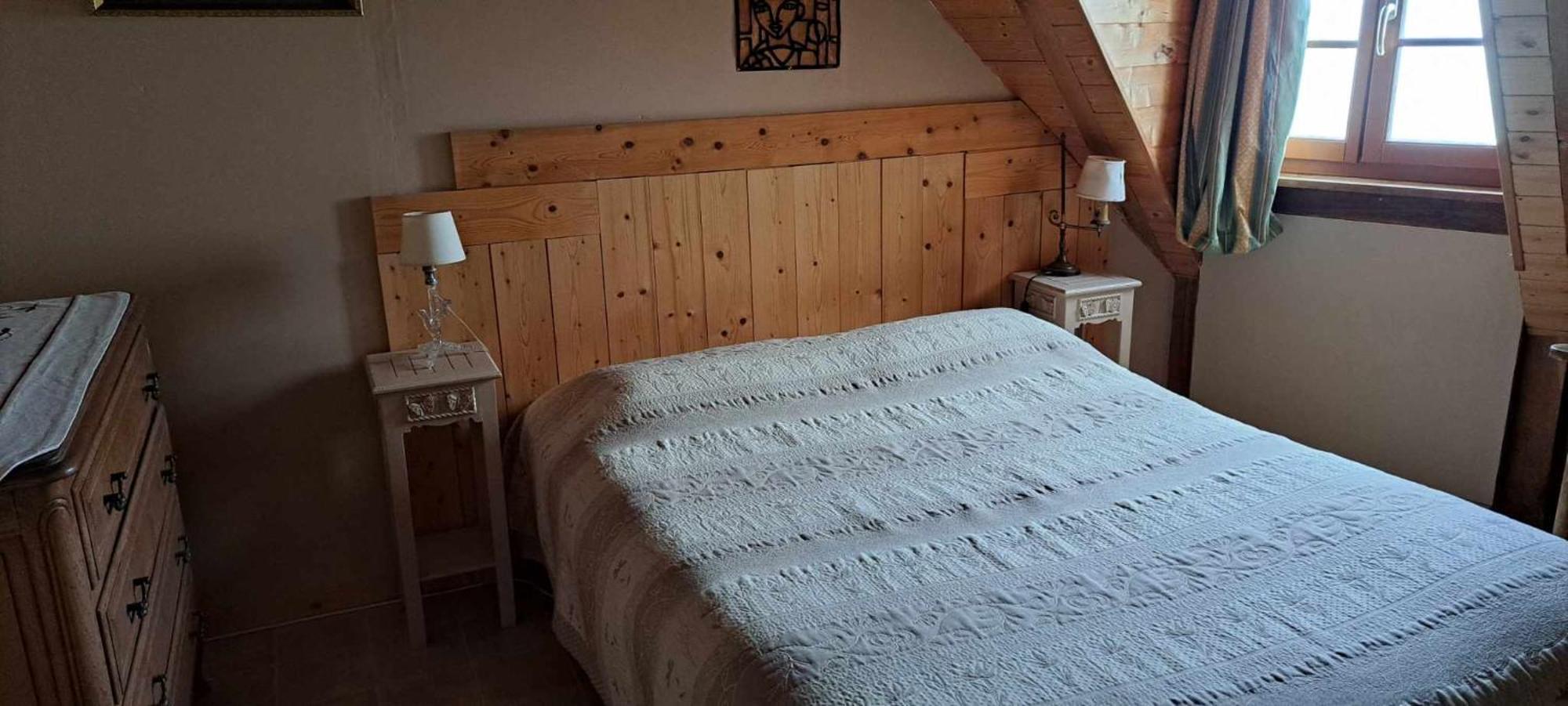 Location A Coucy Le Chateau Exterior photo